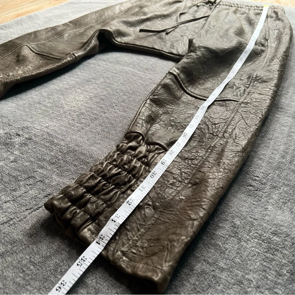 ROCOCO Crinkle Leather Pants Sz S Barrel Drop Crutch Crop Harem Olive Green Soft - Picture 13 of 17